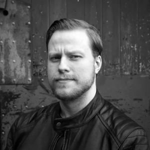 Alex Stone - https://www.alexstoneart.com/about